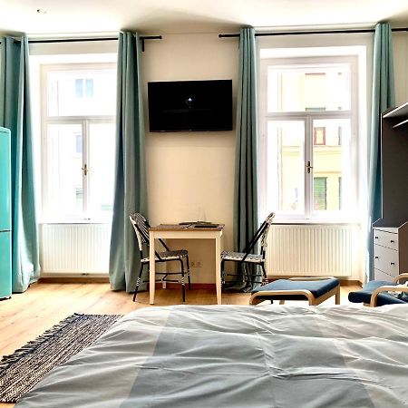 Vintage Chic Studio - By Nahuen Suites Graz Exterior foto