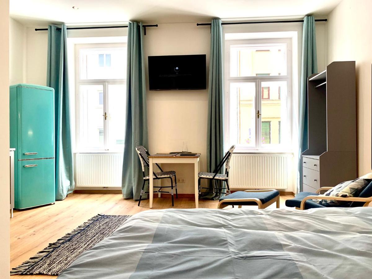 Vintage Chic Studio - By Nahuen Suites Graz Exterior foto